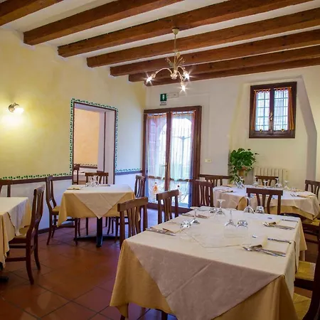 Ca' * SantʼAmbrogio di Valpolicella
